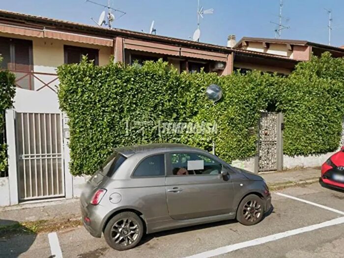 Casa quadrilocale in vendita in Fino Mornasco