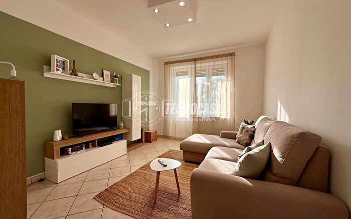 Appartamento trilocale in vendita in Via Fenestrelle, Rivoli