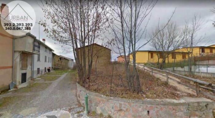 Casa quadrilocale in vendita in Campotosto