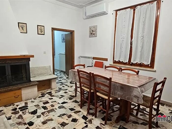 Appartamento quadrilocale in vendita in Colle Di Val DElsa