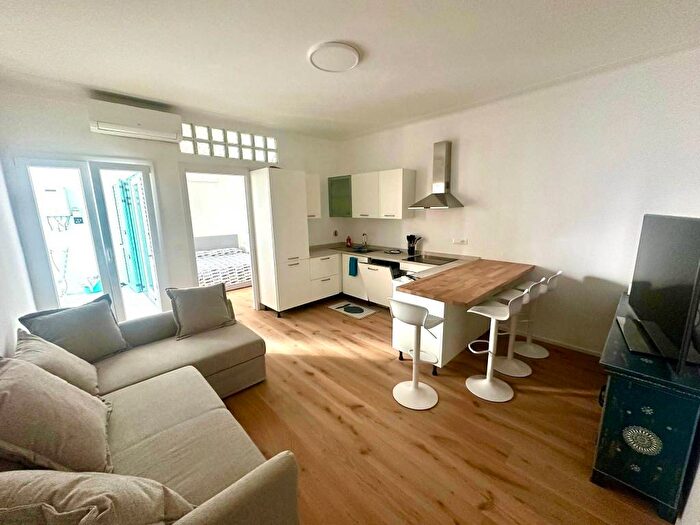 Appartamento bilocale in affitto in Via Candido Queirolo, Centro, Taggia