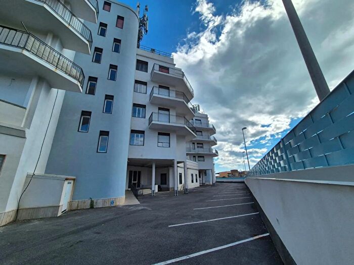 Appartamento trilocale in vendita in Via Zunica, Agrigento