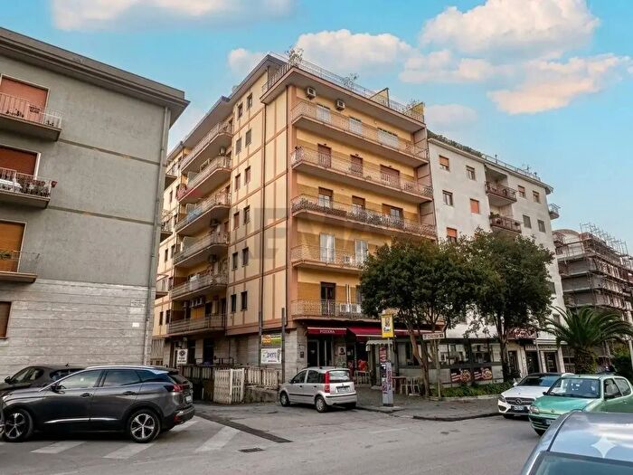 Appartamento con 5 locali in vendita in Via delle Puglie, Benevento