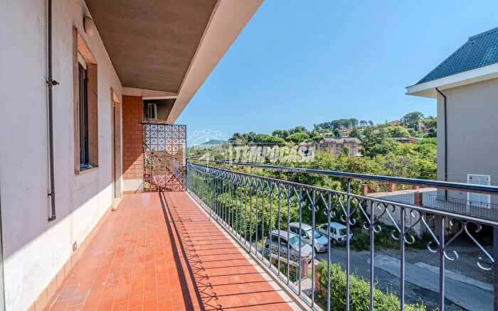 Appartamento quadrilocale in vendita in Via Abate Lamberto, Viterbo