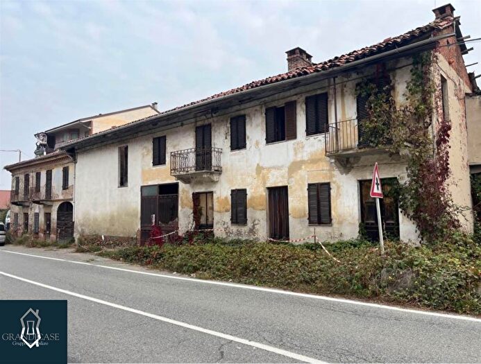 Casa con 10 locali in vendita in Corso Bongiovanni, Casalborgone