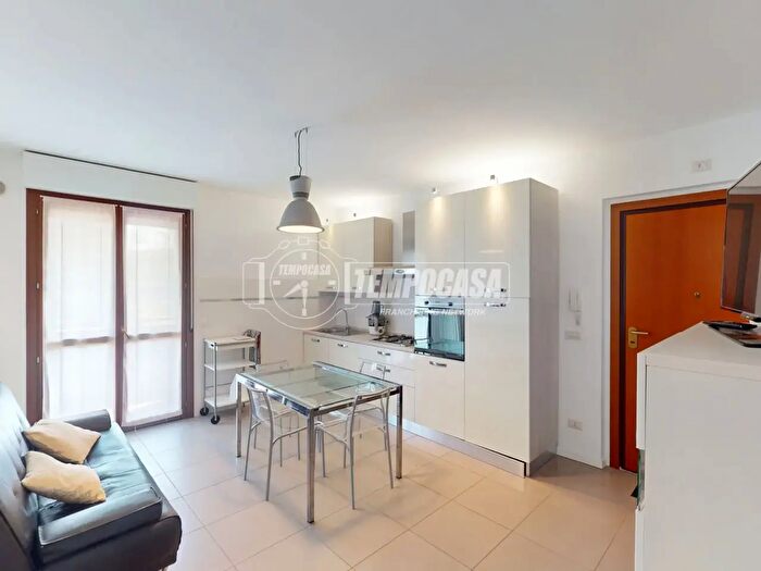 Appartamento bilocale in vendita in Via Giuseppe di Vittorio, Camerata Picena