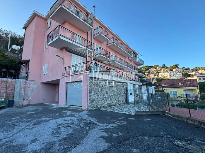 Appartamento quadrilocale in vendita in Andora