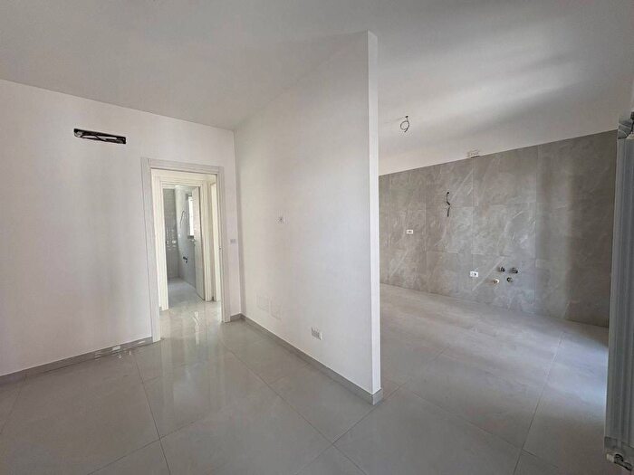 Appartamento trilocale in affitto in Via Colonne, Giardini Oasi Sacro Cuore, Giugliano in Campania