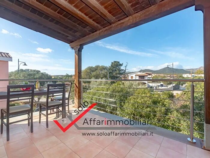 Appartamento trilocale in vendita in Via Mar dei Sargassi, Olbia