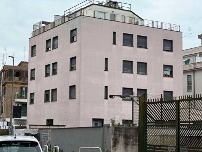 Appartamento bilocale in affitto in via Luigi Maglione, Torrevecchia, Roma
