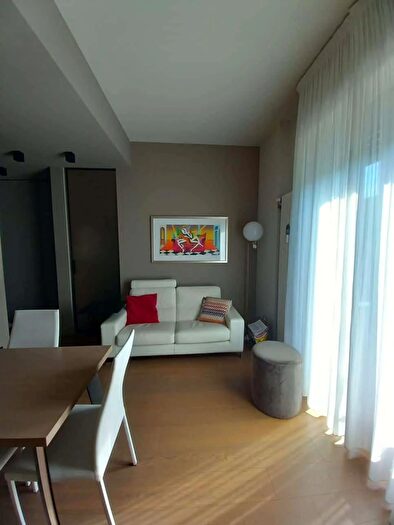 Appartamento monolocale in affitto in Bastioni di Porta Volta, Milano