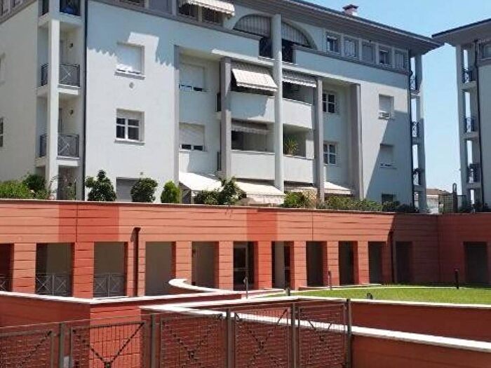 Appartamento monolocale in affitto in Via Giuseppe Gagliardotti, Viale Trieste Villaggio dei Fiori, Vicenza