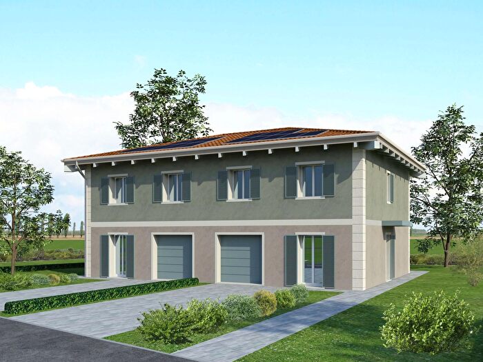 Casa con 7 locali in vendita in Via del Casaro, San Martino In Rio