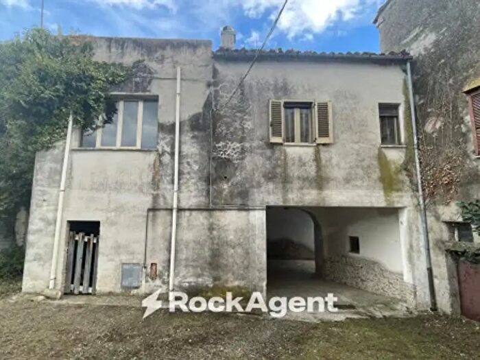 Casa trilocale in vendita in Via Villa Tassoni, Bellante
