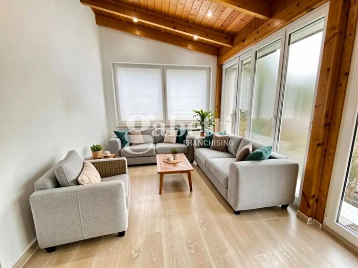 Appartamento trilocale in vendita in Via Calderara, Firenze