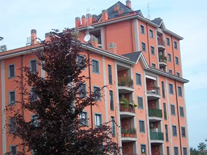 Appartamento bilocale in affitto in Via Silvio Pellico, San Michele, Busto Arsizio