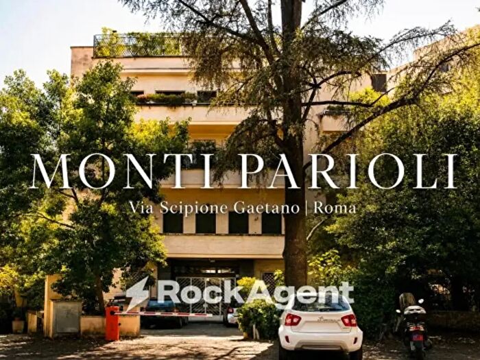 Appartamento quadrilocale in vendita in Via Scipione Gaetano, Roma