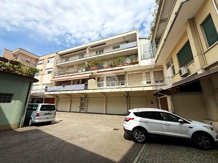 Appartamento trilocale in vendita in Via S Giovanni Bosco, Ivrea