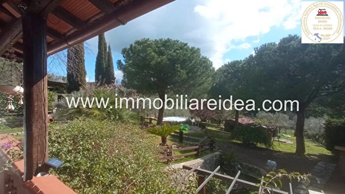 Casa con 6 locali in vendita in Rosignano Marittimo