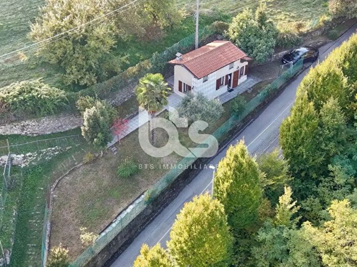 Casa monolocale in vendita in Via degli Alpini, Gandosso