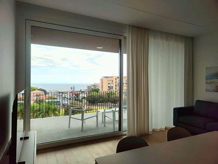 Appartamento trilocale in affitto in Via del Rotolo, Catania