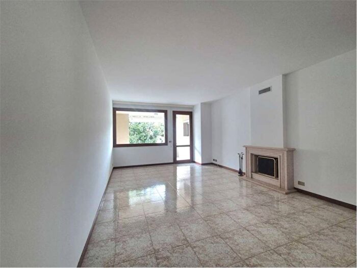 Appartamento con 6 locali in affitto in via verdi, Centro, Conegliano