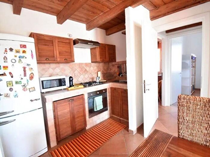 Appartamento trilocale in affitto in Centro, Pula