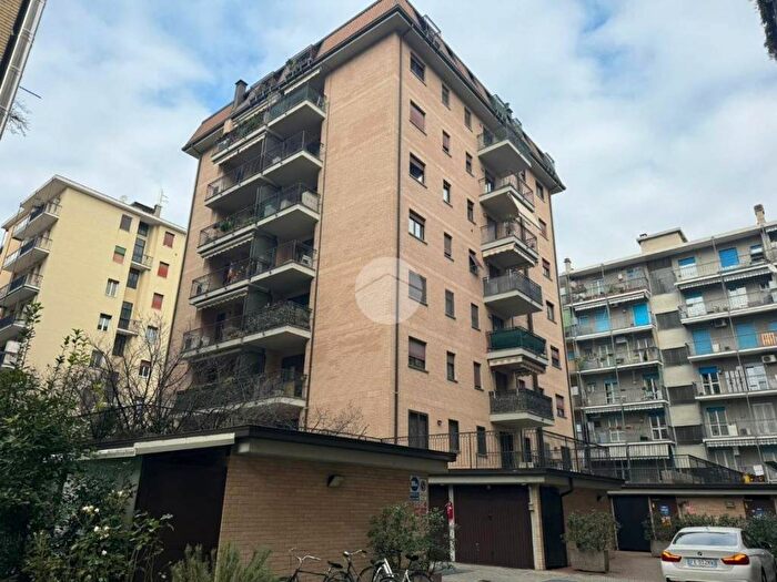 Casa in vendita in Via Alfonso Capecelatro, San Siro, Milano