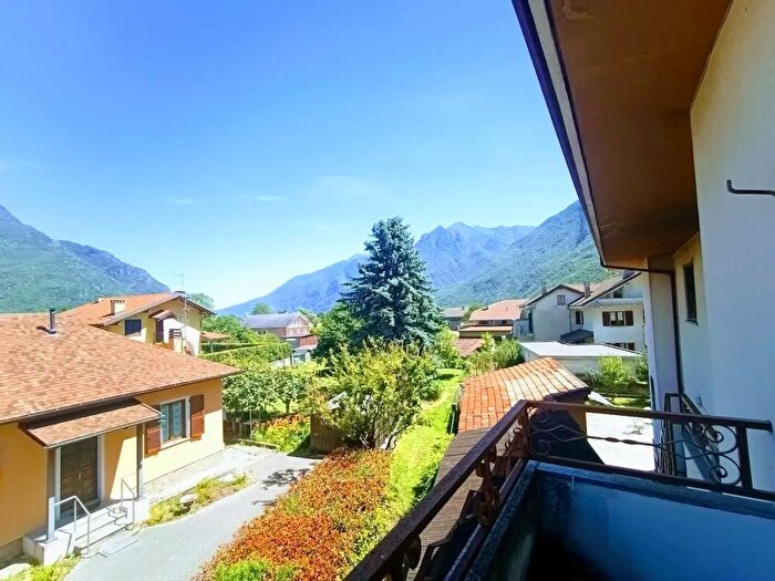 Appartamento con 6 locali in vendita in Centro, Pieve Vergonte