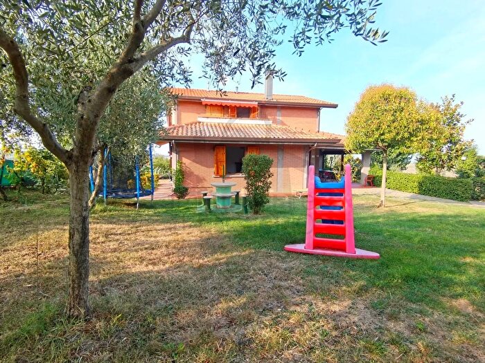 Casa quadrilocale in vendita in Coriano Rn, Coriano