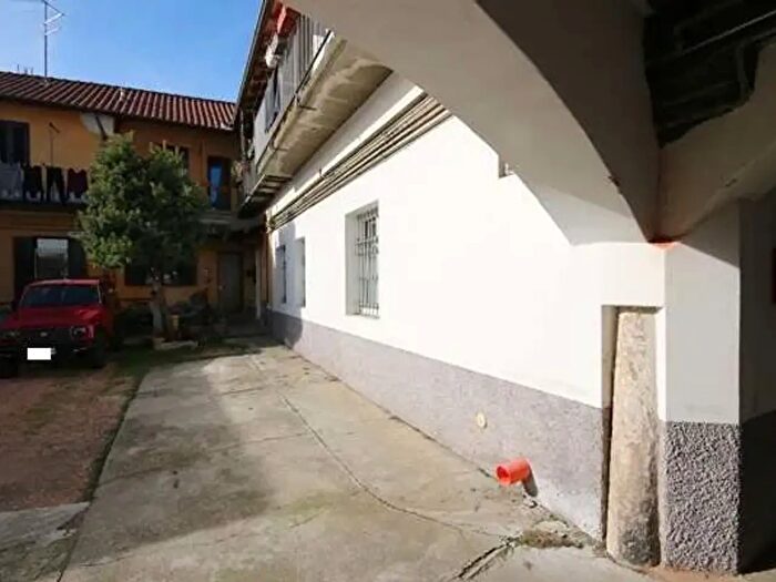 Appartamento trilocale in vendita in XX Settembre, Oltrona Di San Mamette