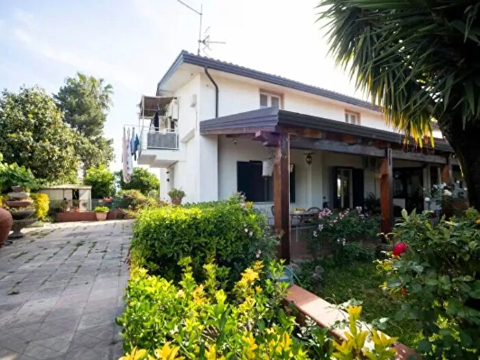 Appartamento trilocale in vendita in Via Mare Tirreno, Pontecagnano Faiano