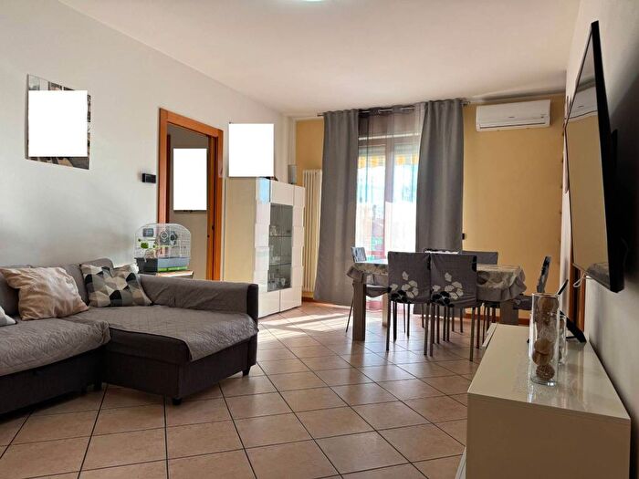 Appartamento trilocale in affitto in Via Secondo Casadei, Diegaro, Cesena