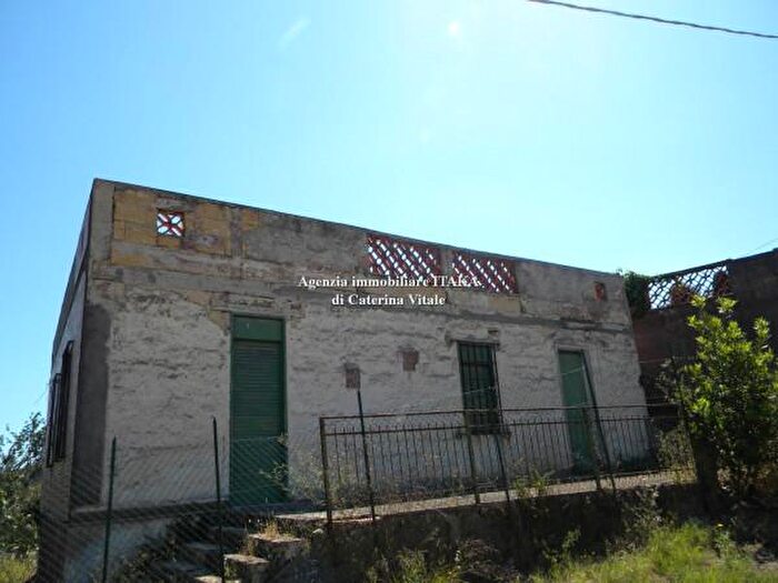 Casa quadrilocale in vendita in Via Crispino Vicari, Misilmeri