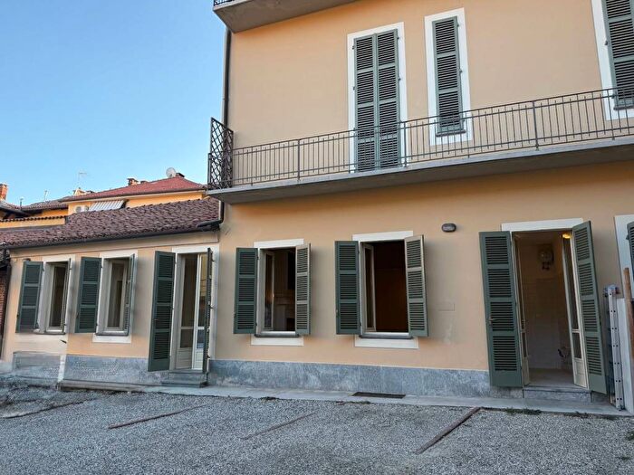 Appartamento trilocale in affitto in Via Vittorio Emanuele II, Centro Storico, Chieri