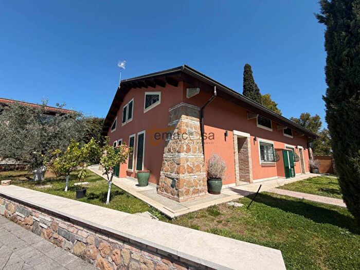 Appartamento bilocale in affitto in Via di Tor Vergata, Tor Vergata, Roma