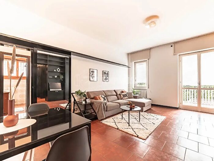 Appartamento bilocale in vendita in Viale San Gimignano B, Milano