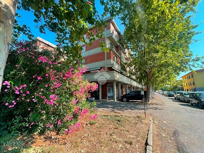 Appartamento trilocale in vendita in Via Acciaiolo, Scandicci