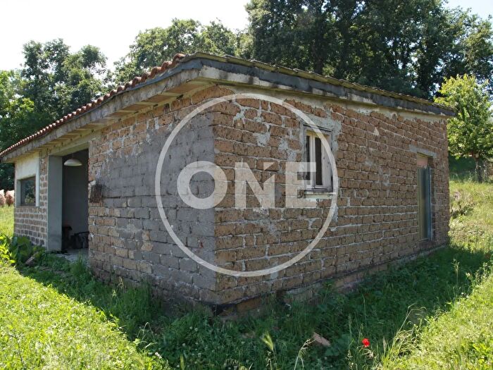 Casa trilocale in vendita in Strada di Valle Perella, Mazzano Romano
