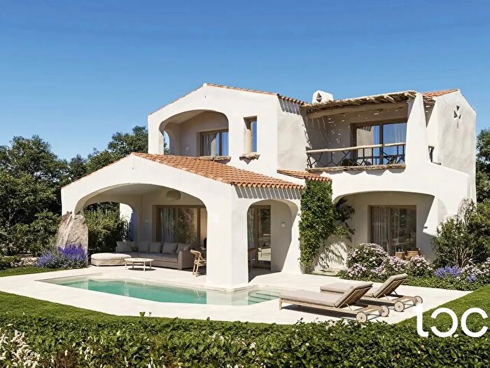 Casa con 6 locali in vendita in Loiri Porto San Paolo