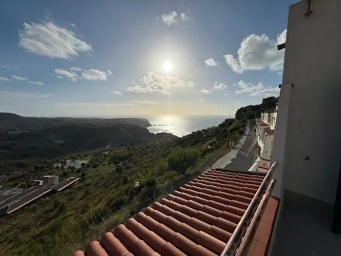 Appartamento bilocale in vendita in Villaggio del Bridge, San Nicola Arcella