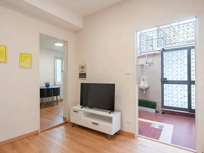 Appartamento monolocale in affitto in Via del Serbatoio, Napoli