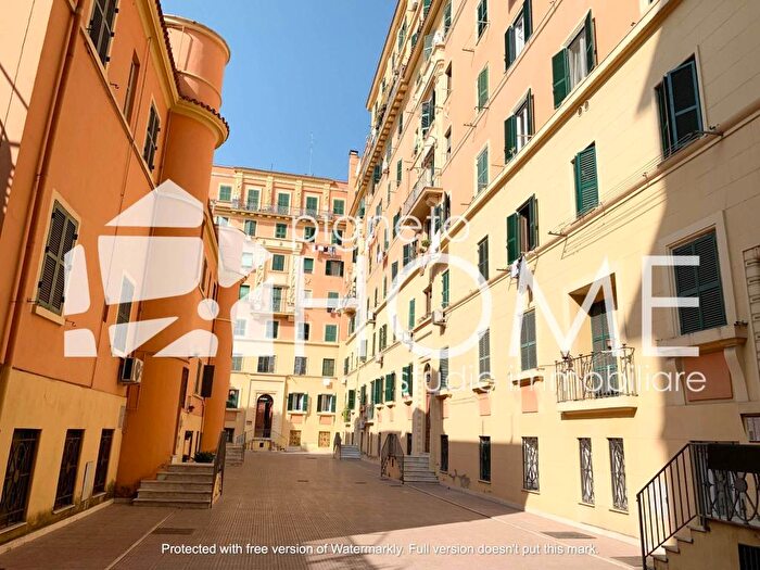 Appartamento trilocale in affitto in Via Conte di Carmagnola, Pigneto, Roma