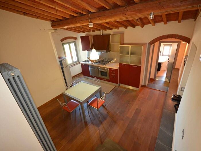 Appartamento bilocale in affitto in Via Santi Saccenti, Centro, Cerreto Guidi