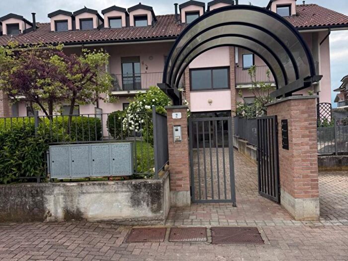 Appartamento quadrilocale in affitto in Via Luigi Pirandello, Centro, Tarantasca