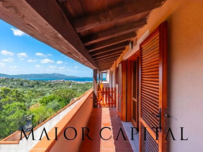 Appartamento trilocale in vendita in Olbia