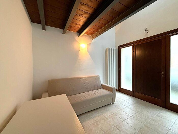 Appartamento monolocale in affitto in Via Ravegnana, Buscherini Pianta, Forlì