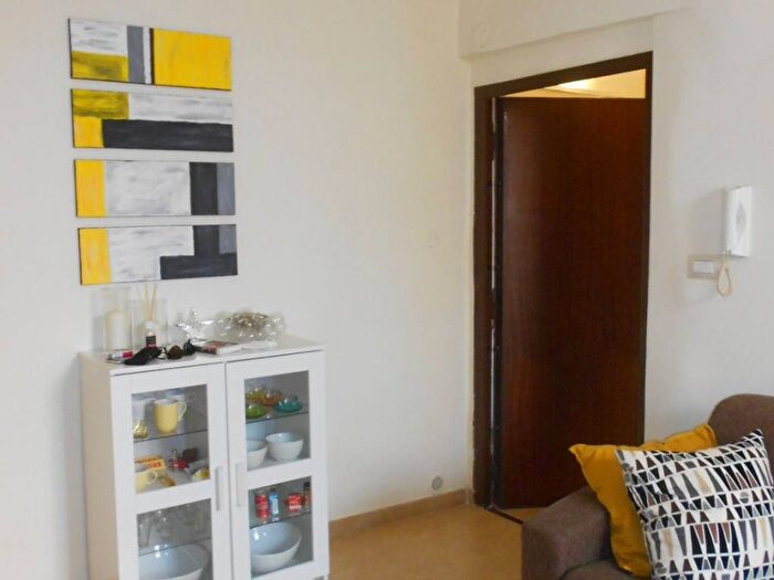 Appartamento bilocale in affitto in Via della Sapienza, Centro Storico, Napoli