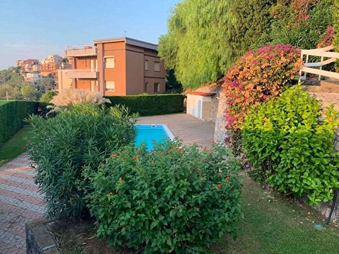 Appartamento bilocale in affitto in Via Piave, Centro, Albenga