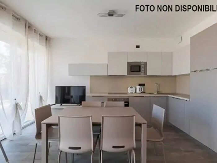 Casa con 5 locali in vendita in Castelnovo Di Sotto